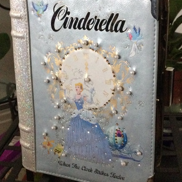 Disney - Picture 9 of 9